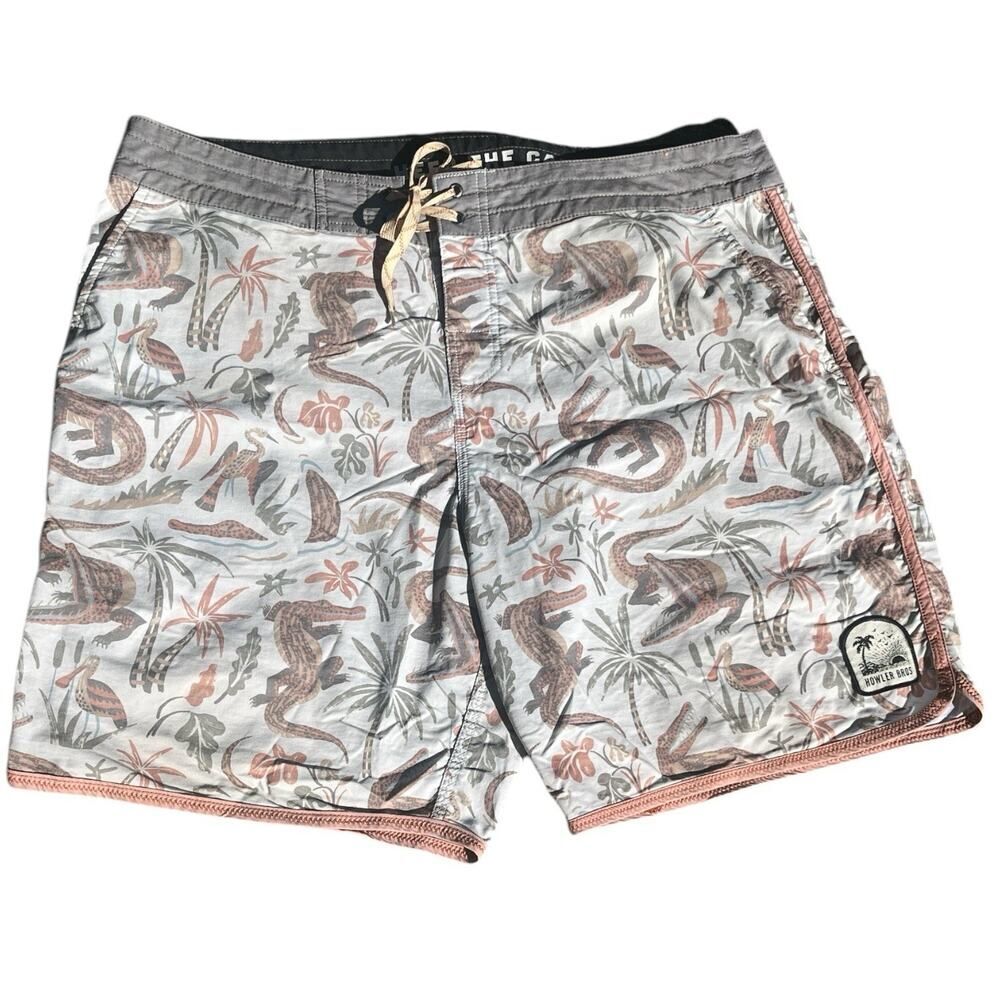Howler Board Swim Shorts Trunks Mens 38x9 Lazy Gators Egret Ivory AOP Drawstring